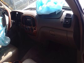 2002 TOYOTA TUNDRA, WHITE, LIMITED MODEL, EXTD CAB, AT, 2WD.  Z26361